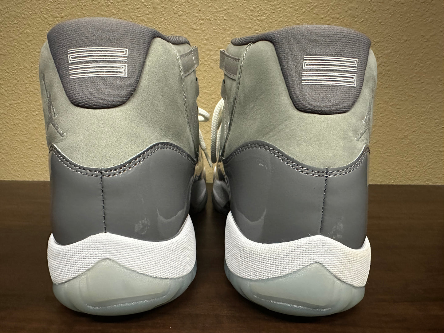 Air Jordan 11 "Cool Grey"