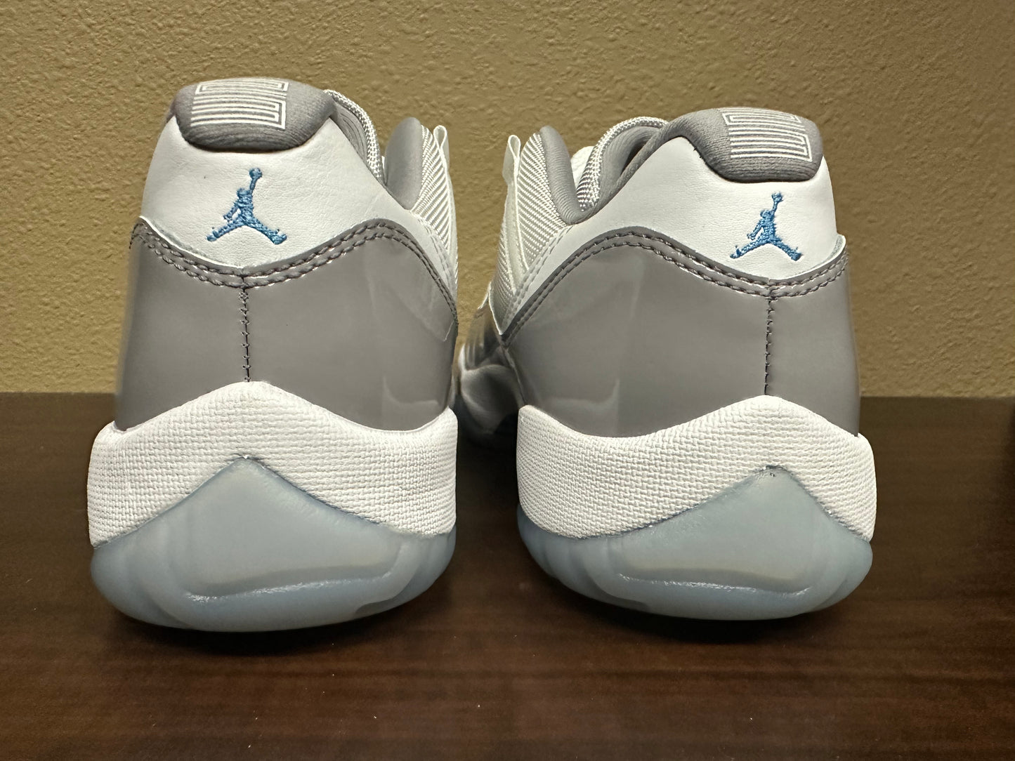 Air Jordan 11 Low "Cool Grey"